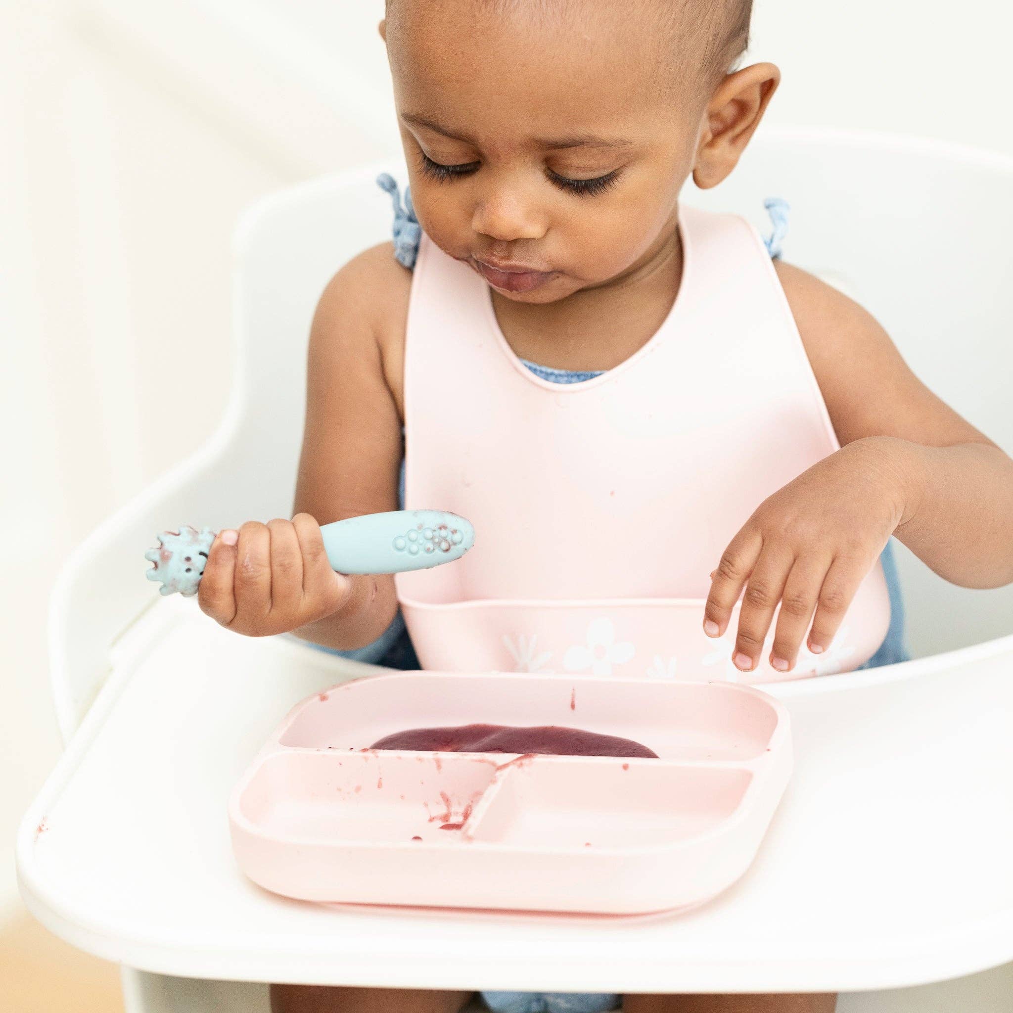 Fresh Blooms Little Bites Bib