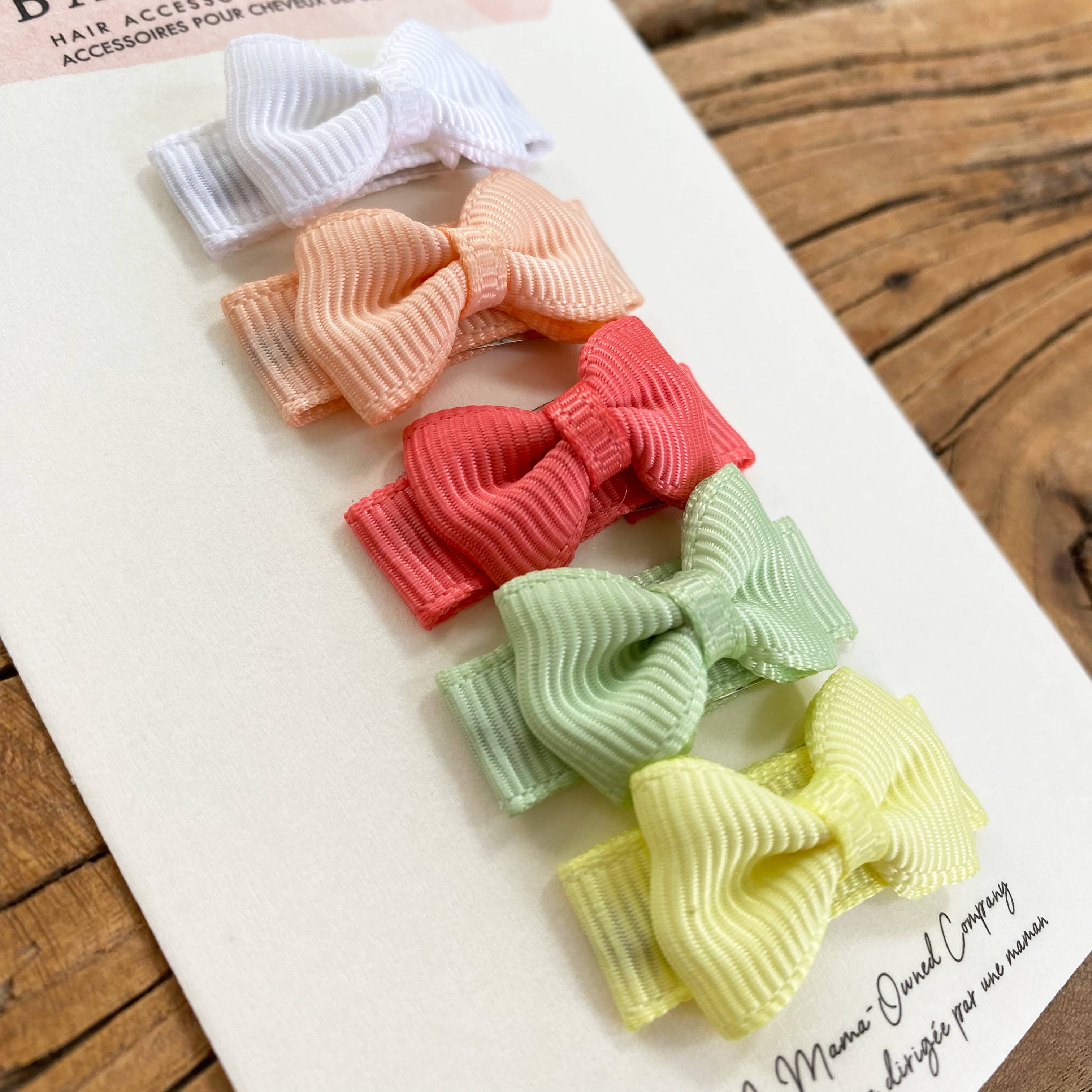 Mini Wisp 5 Tiny Tuxedo Bows on Snap Clips - Melony