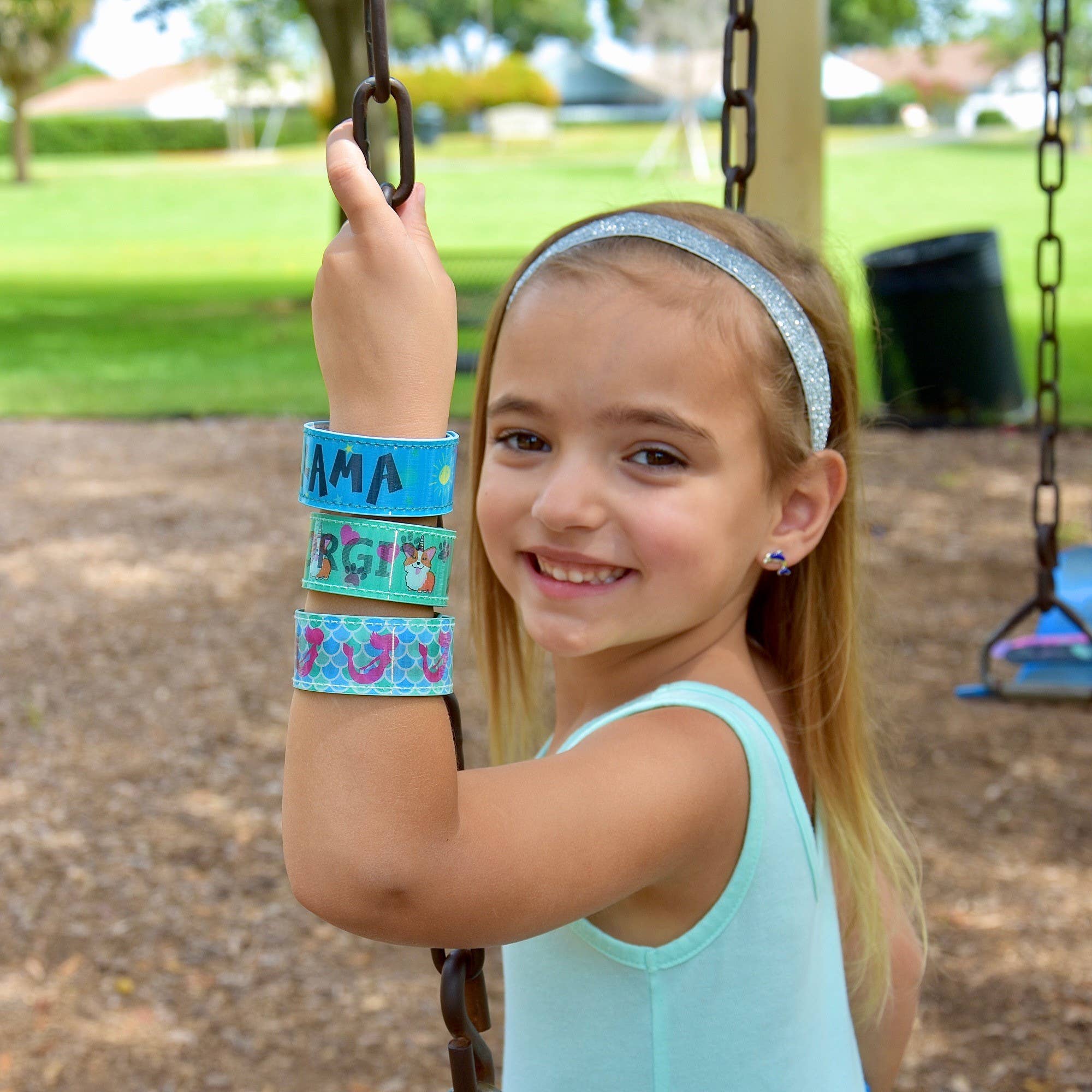 3D Image-Shifting Slap Bracelet for Kids