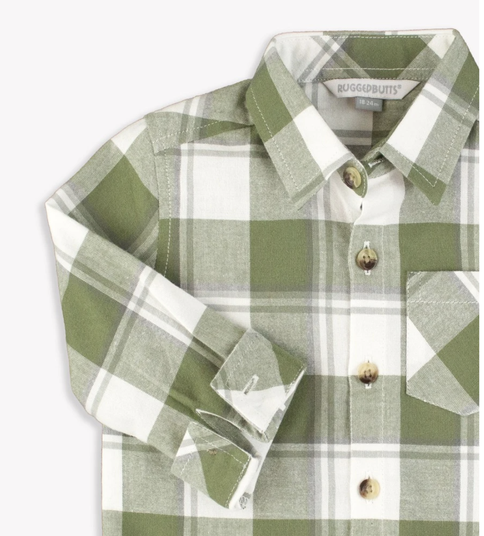 Long Sleeved Buton Down Shirt in Olive