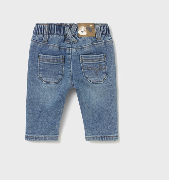 Basic Jeans