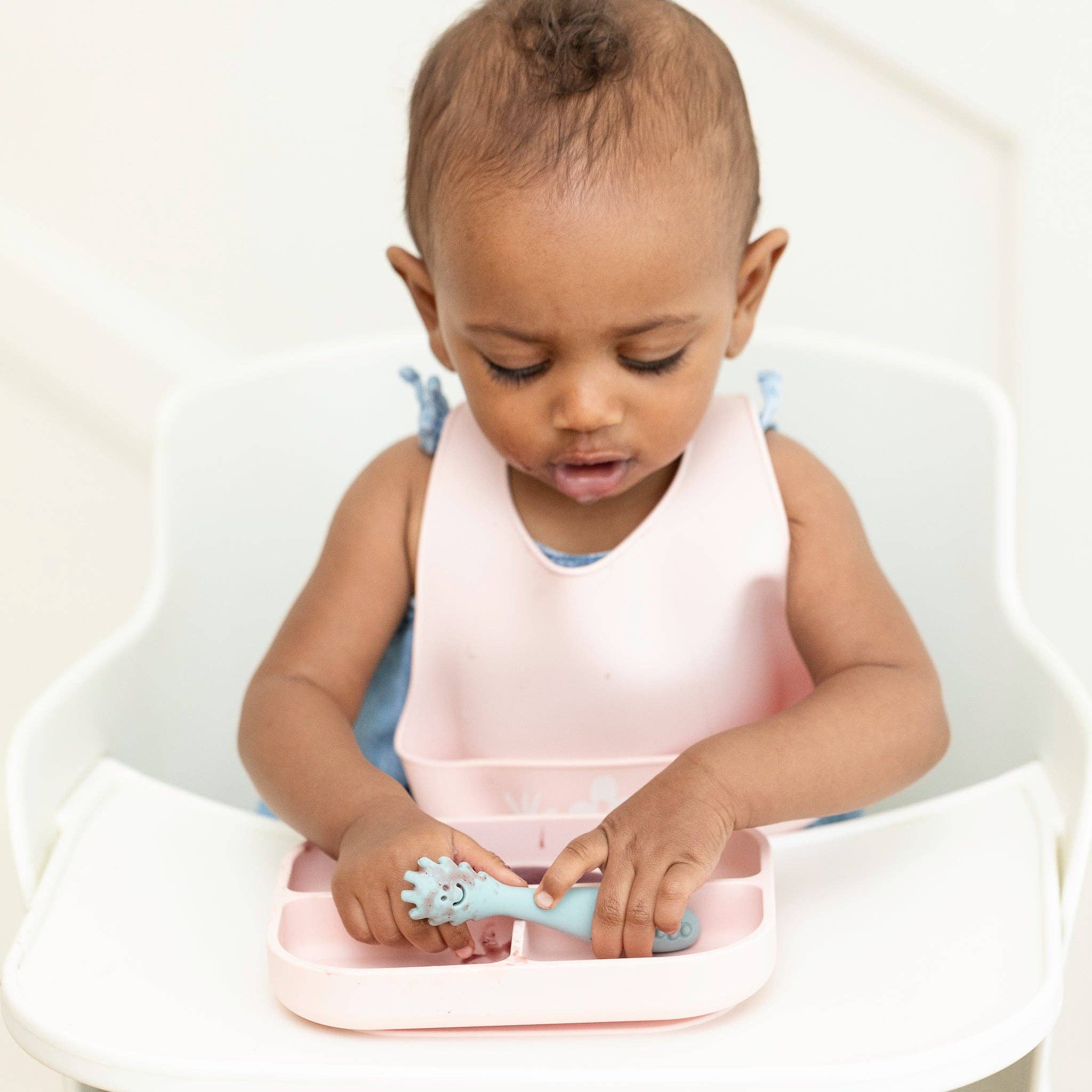Fresh Blooms Little Bites Bib