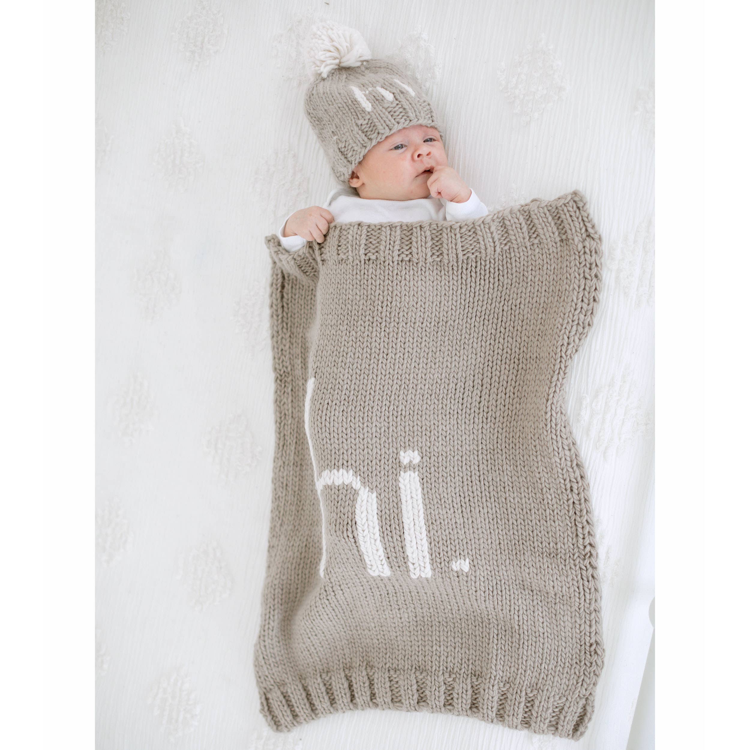 Hi. Hand Knit Baby Blanket Pebble