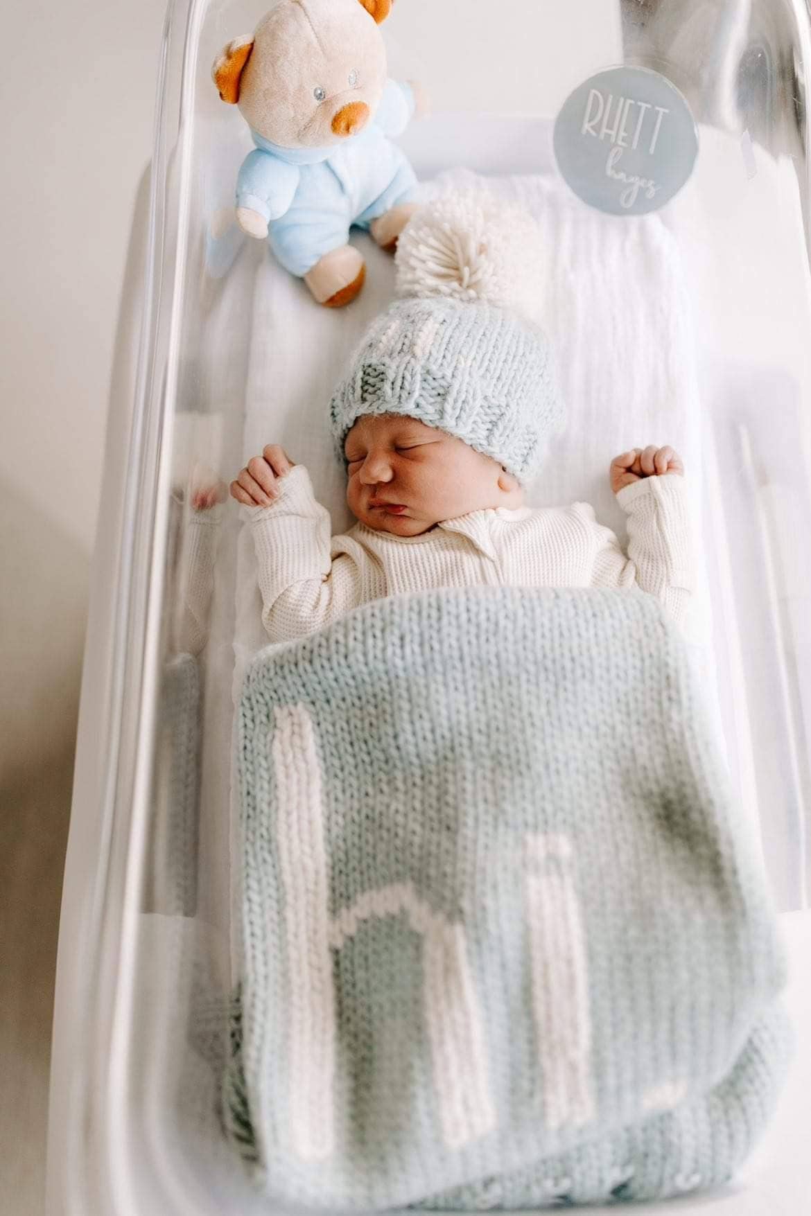 Hi. Hand Knit Baby Blanket Surf Blue