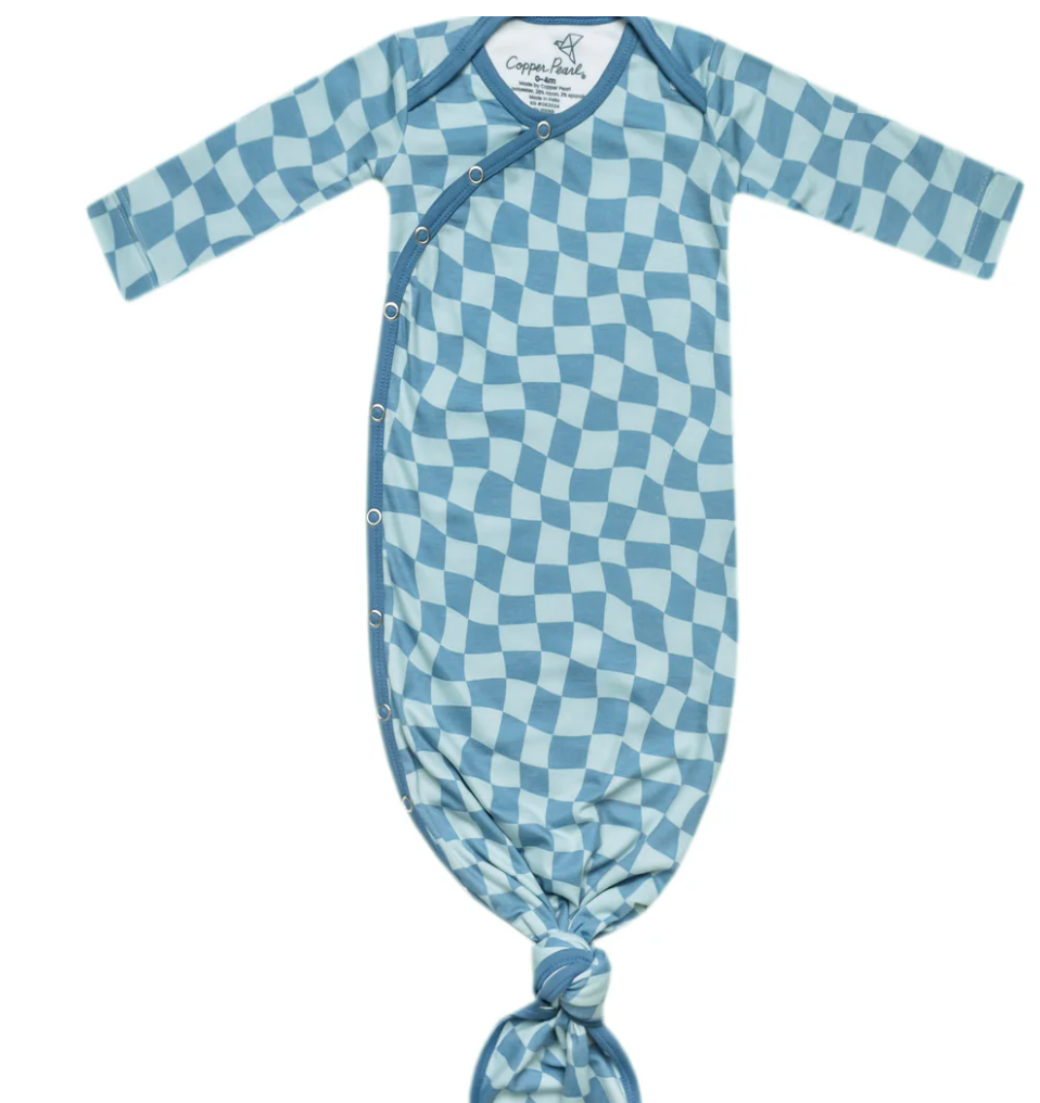 Newborn Knotted Gown